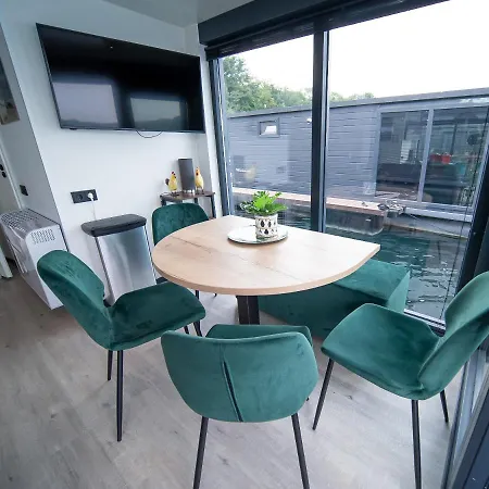 Houseboat Marina Mookerplas Met Dakterras | 4 - 6 Personen * Middelaar