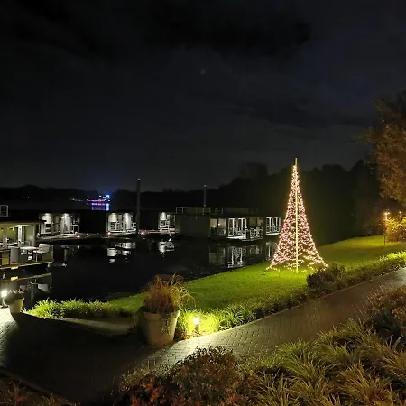 Houseboat Marina Mookerplas Met Dakterras | 4 - 6 Personen *