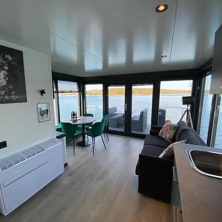 Houseboat Marina Mookerplas Met Dakterras | 4 - 6 Personen *