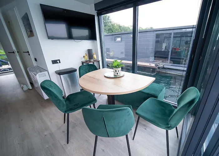 Houseboats Mookerplas Met Dakterras * Middelaar