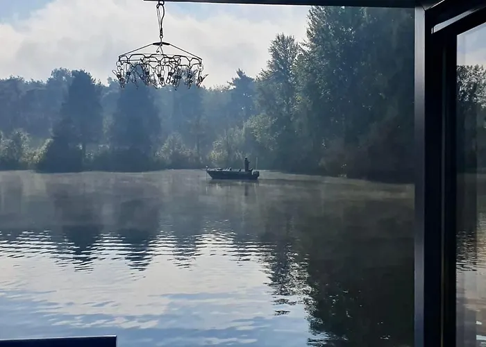 Houseboats Mookerplas Met Dakterras Сasa de vacaciones *