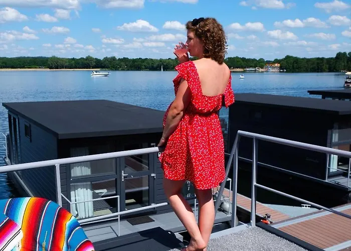 Houseboats Mookerplas Met Dakterras Сasa de vacaciones