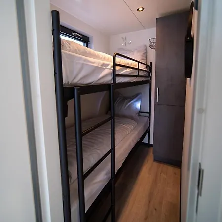Casa de Férias Houseboats Mookerplas Met Dakterras